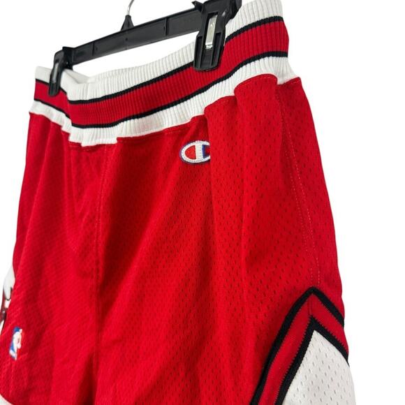 Vintage 90s NBA Chicago Bulls Champion Pro Cut Game Shorts sz 38 Red USA Made - Picture 10 of 16